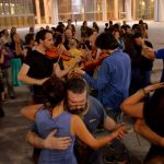 Danza e utopia nello spazio pubblico: la Mazurka Klandestina