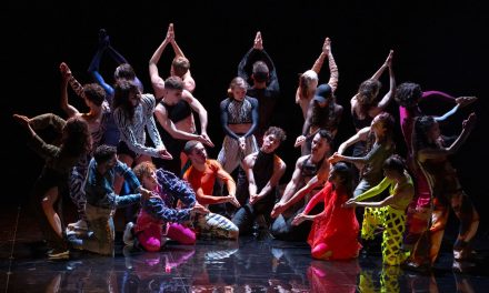 Pedoni del presente su scacchiere senza tempo | “Twelve Ton Rose” de “a Folia” di CCN Ballet de Lorraine