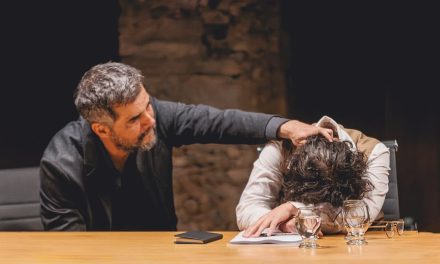 A Trial. La zona grigia della democrazia